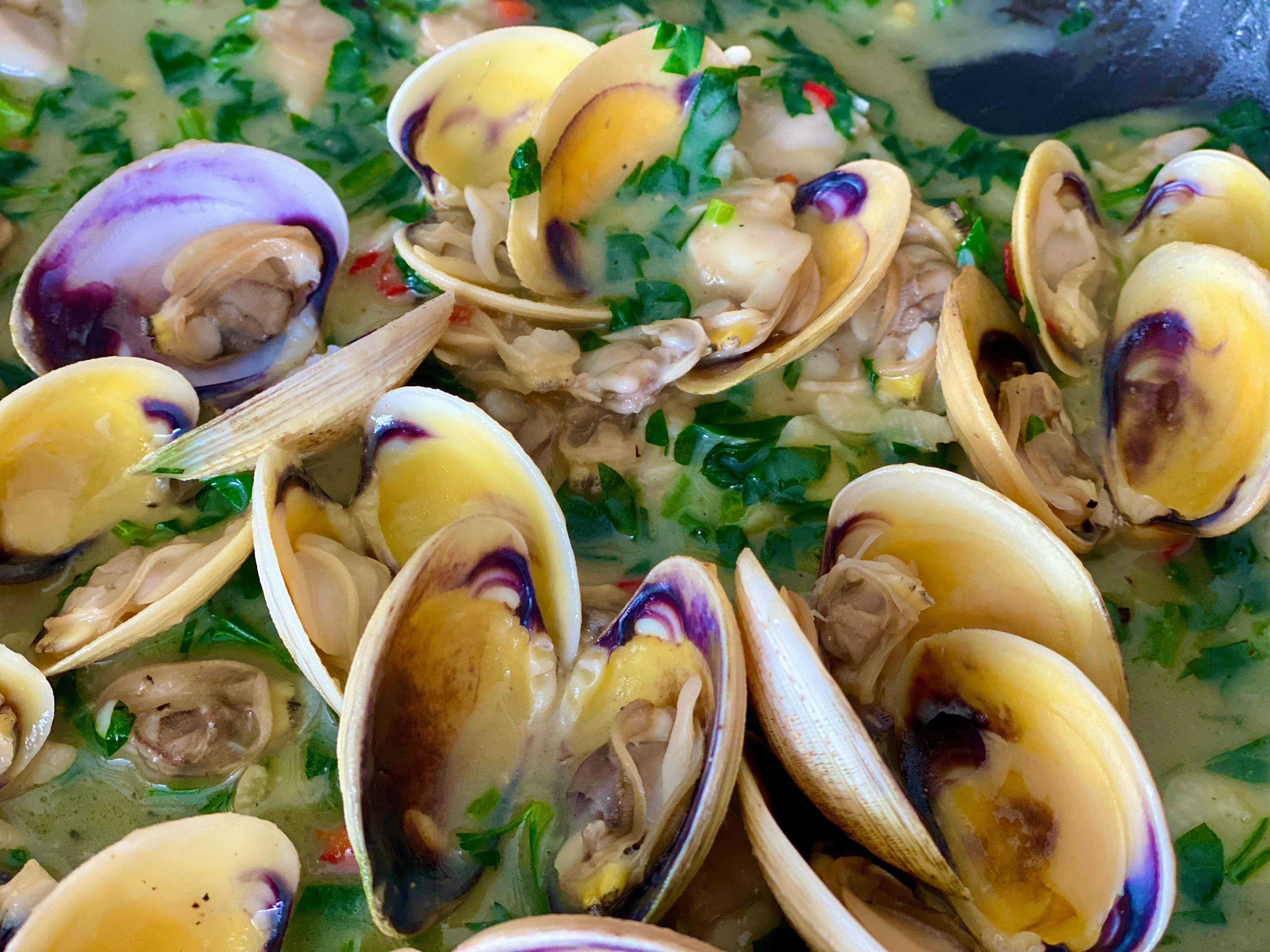 cooked open clams