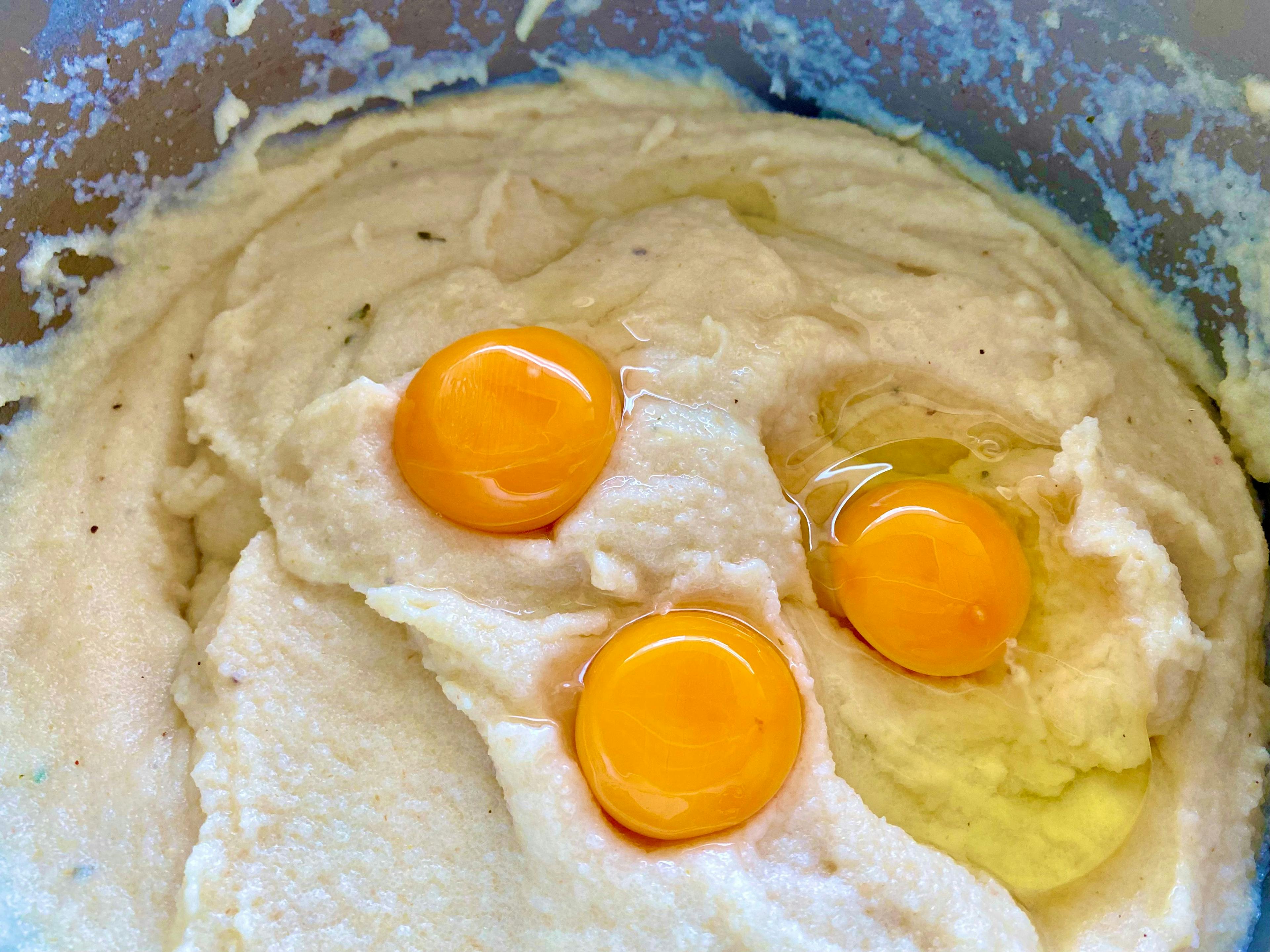 semolina with 2 egg yolks and 1 whole egg