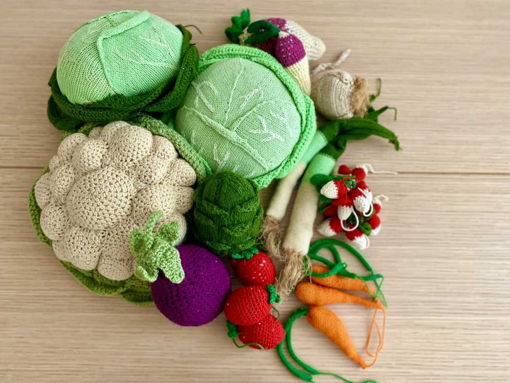 KNIT YOUR OWN VEGETABLES
